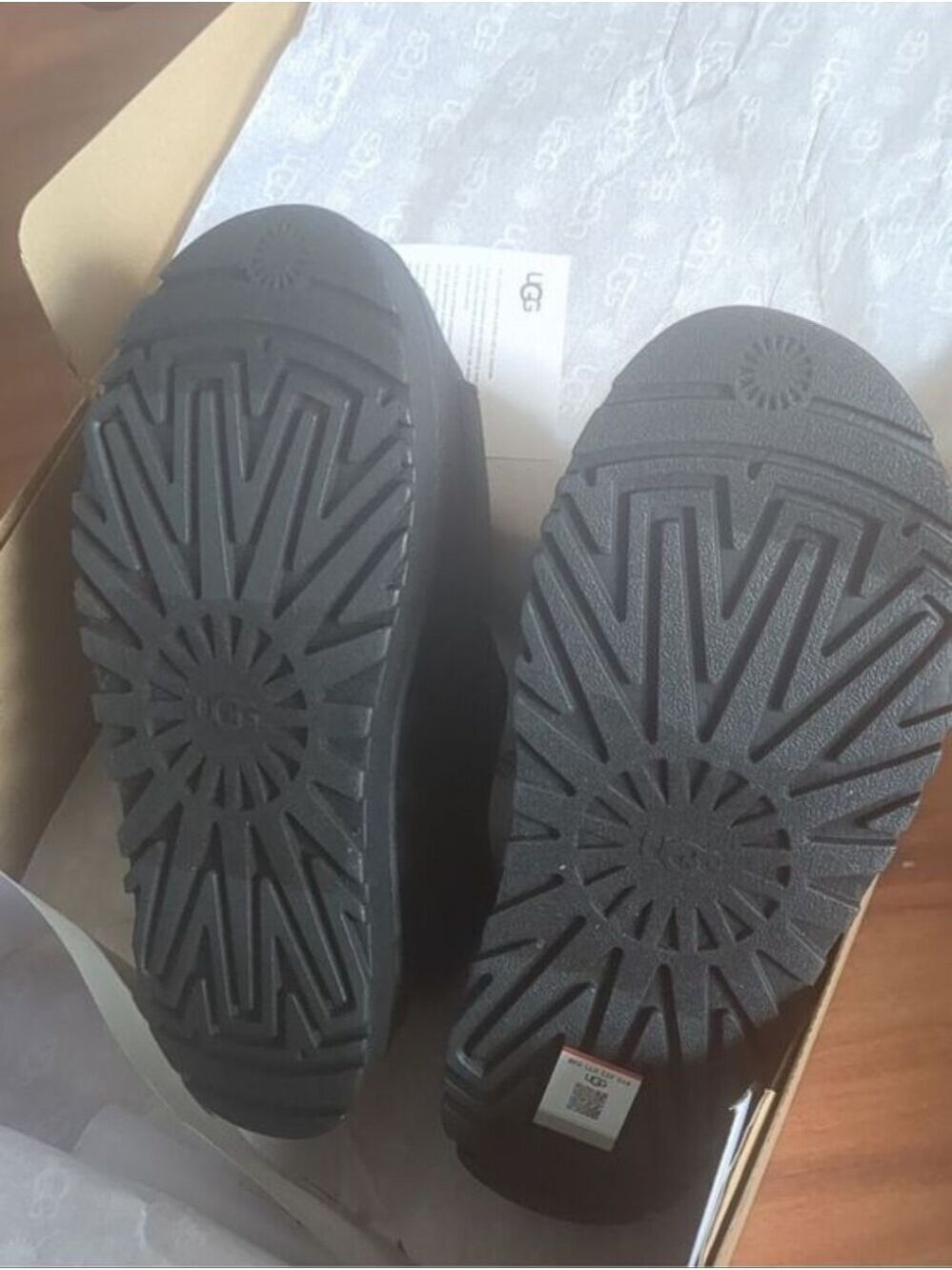 New Ugg Goldenglow Sandals Size 9Color black - Picture 5 of 12